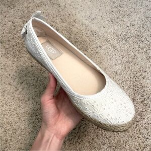 New UGG Australia White Girls Tassy Eyelet Flat Slip